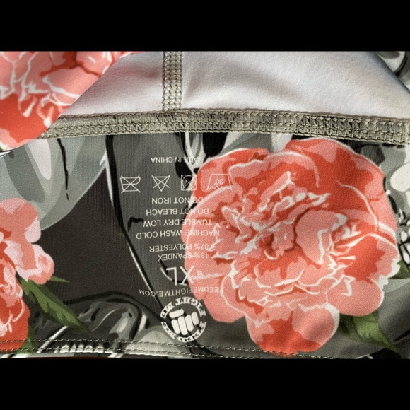 Feed me fight me CrossFit shorts - Picture 3 of 5